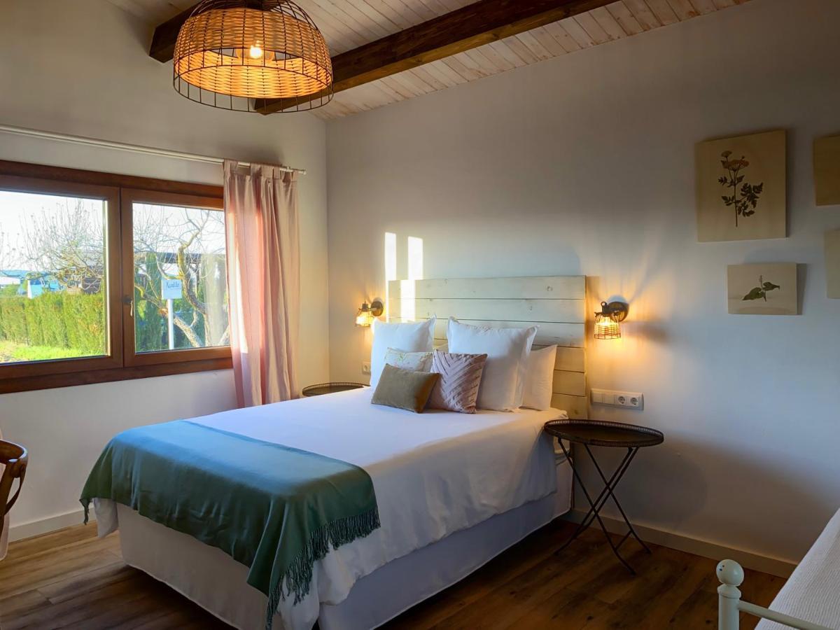 Bed & Breakfast Wine & Cooking Penedes Pla del Panades Bagian luar foto